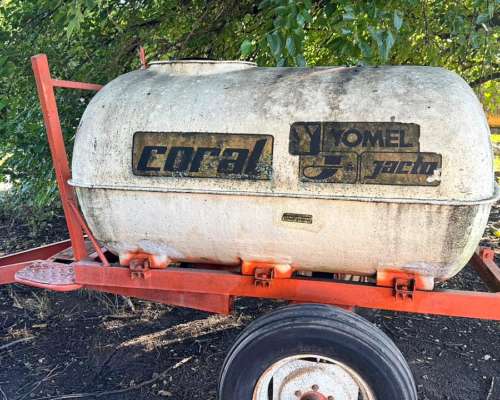 Acoplado Tanque 2000 Litros Liviano Jacto Yomel