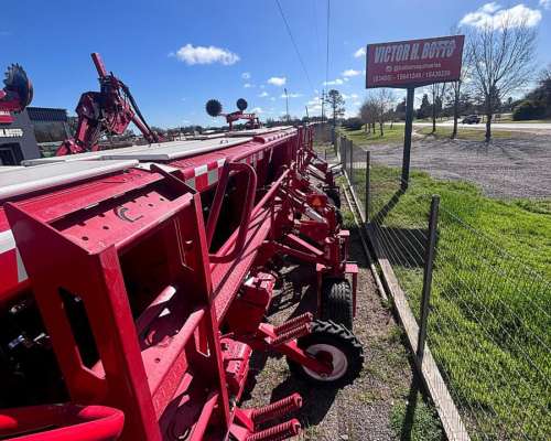 Sembradora Crucianelli Gringa 32 a 35 Neumática