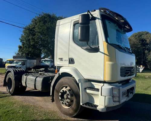 Volvo VM 310 Tractor