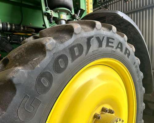 John Deere 4730 año 2017