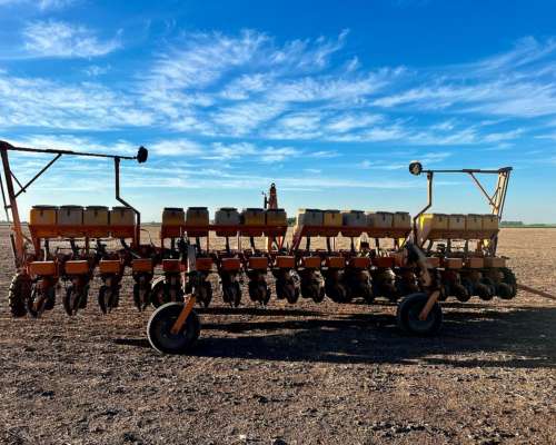 Sembradora Agrometal TX2 18 a 52