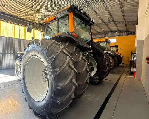 Tractor Valtra BH 224 HI Tech