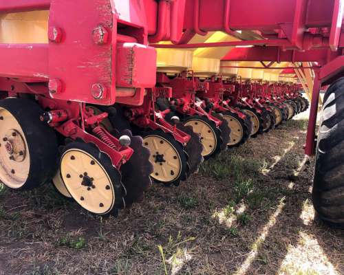 Sembradora Giorgi de 13 Surcos a 52,5cm