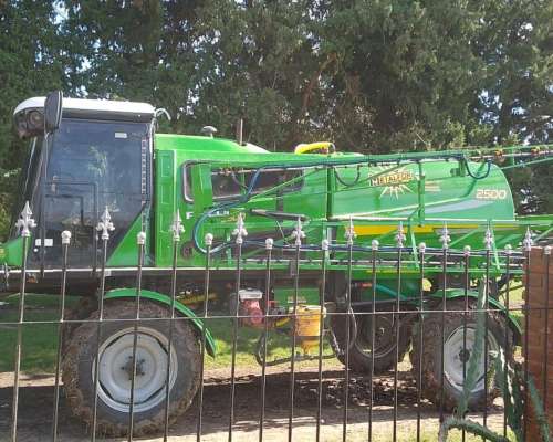 Pulverizadora Metalfor Futura 2500 - Piloto 7 Cortes AT