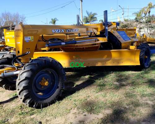 Niveladora de Arrastre VGX5200 C/kit Joysting y CUB Grosspal