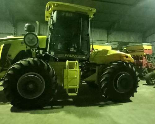 Tractor Pauny Bravo 710 Articulado