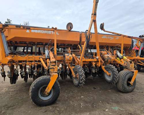 Agrometal MXY LL . de 31 a 21 CM. año 2014