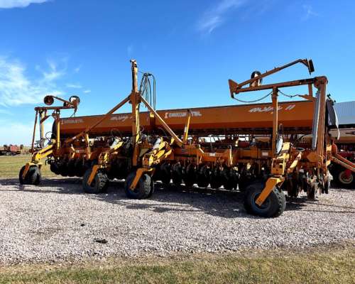 Sembradora Agrometal MXY II Dosis Variable 46 a 21cm