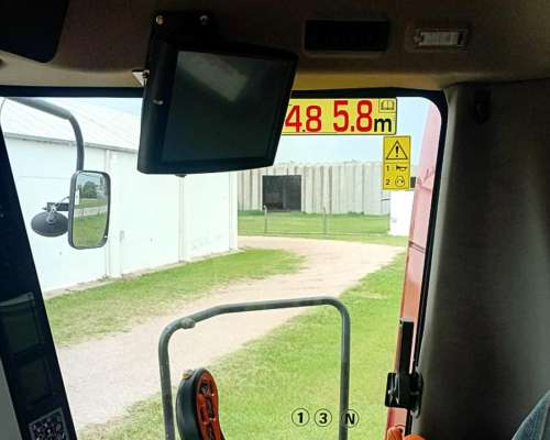 Cosechadora 6130 año 2016 - Excelente Estado