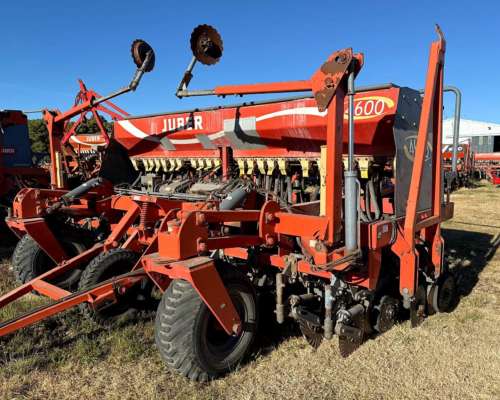 Sembradora Juber 4600 de 22 a 21cm