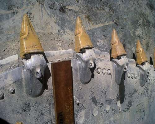 Fabricación y Reparación de Baldes y Brazos (h/stick) Boom