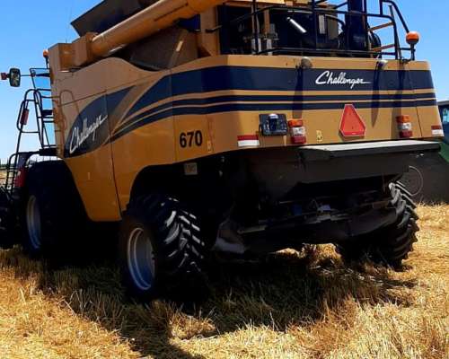 Cosechadora Challenger 670 2011