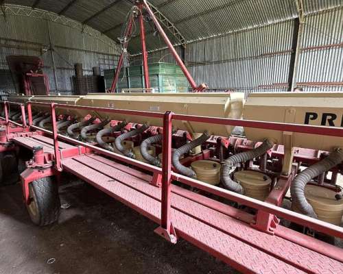 Sembradora Giorgi Precisa 8000 de 24 Lineas a 52 cm