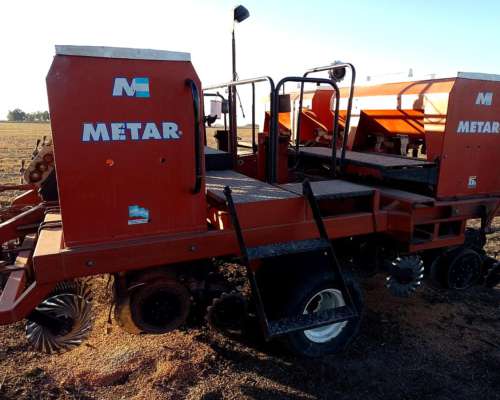 Sembradora Marca Metar 4200