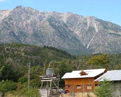 Venta Campo en el Hoyo Zona Arrollo Pedregoso 892 Hectareas