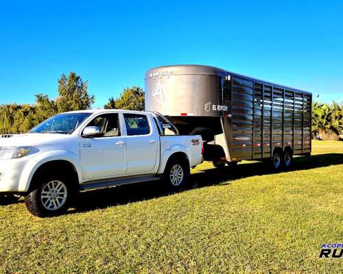 Semirremolque Homologado para Caballos Formato Americano