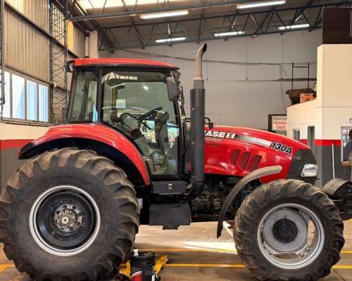 Tractor Case IH - Farmall 130a