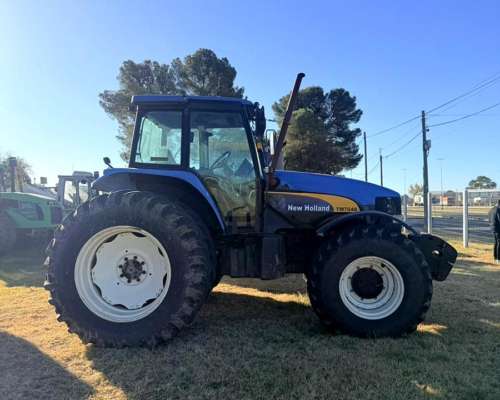 Nh Tractor 7040 TM