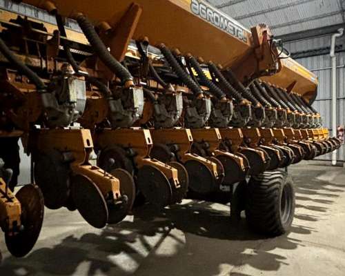Agrometal TX Pivot 16 a 52, año 2017, Doble Fertilización.