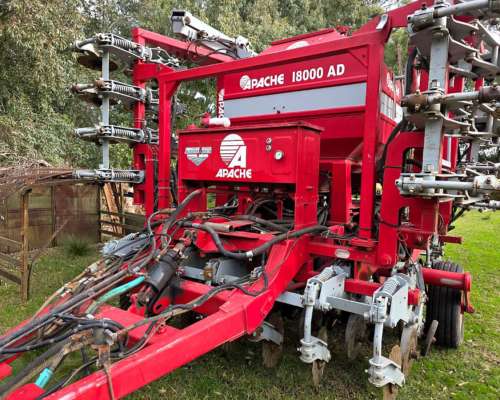Sembradora Apache AIR Drill 18000 Grano Fino de 37 a 21 cm