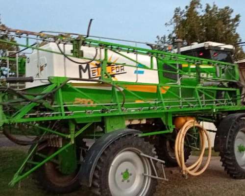 Pulverizadora Metalfor M2800 Usada en Excelente Estado
