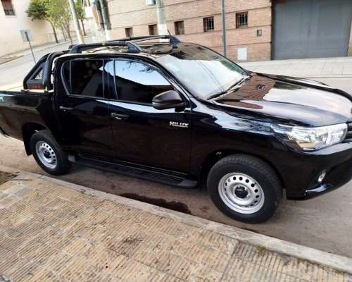 Toyota Hilux (l21) 2.4 TDI C/D 4X4 DX 2024diesel $45.499.000