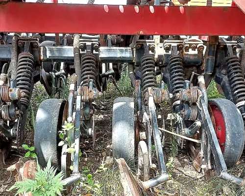 Sembradora Tanzi 4300 con Alfalfero Disponible Entrega