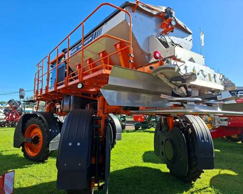 Fertilizador Autopropulsado Jacto Uniport 5030