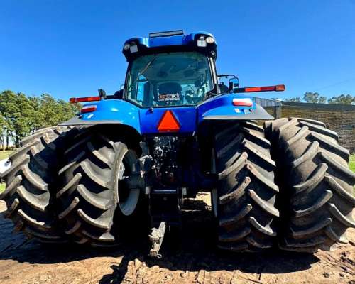 Tractor New Holland T8 320 Duales 710 año 2017 POT NOM 250cv