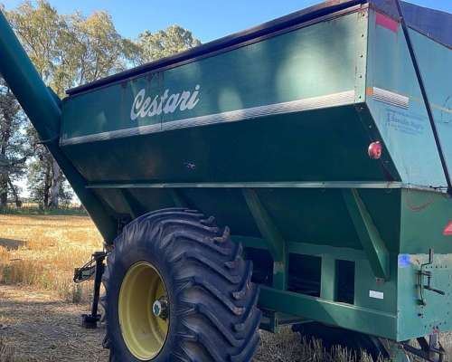 Tolva Cestari 18 TON 2008