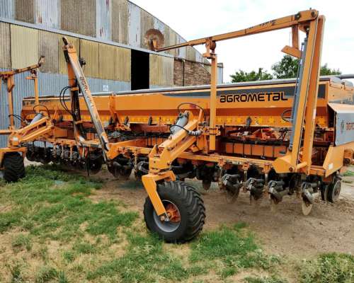 Agrometal TX Mega, 23 a 25, con Monitor