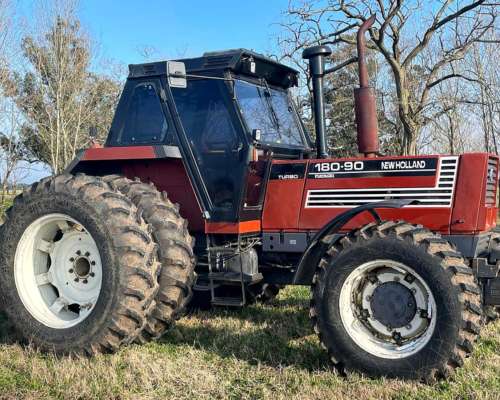New Holland 180-90 con Piloto Trimble
