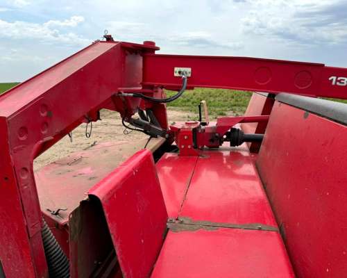 Segadora Hesston Challenger 1393, 4 Metros, 8 Discos, 2022,