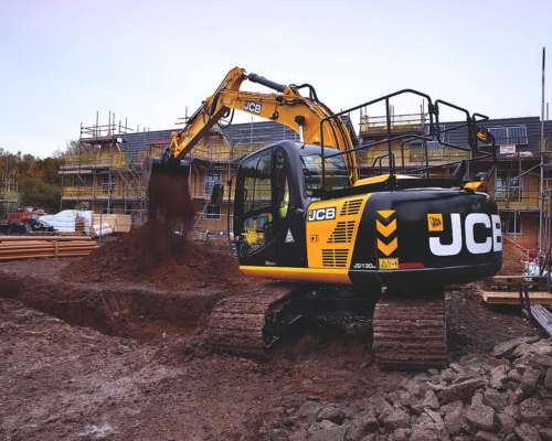 Excavadora JCB JS130 LC