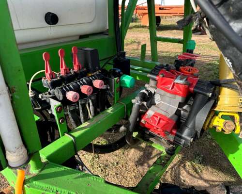 Pulverizadora de Arrastre Metalfor TVA 3000 M