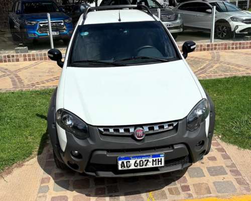 Fiat Strada D/C 3er PTA 1.6 Nafta Adventure Locker año 2018