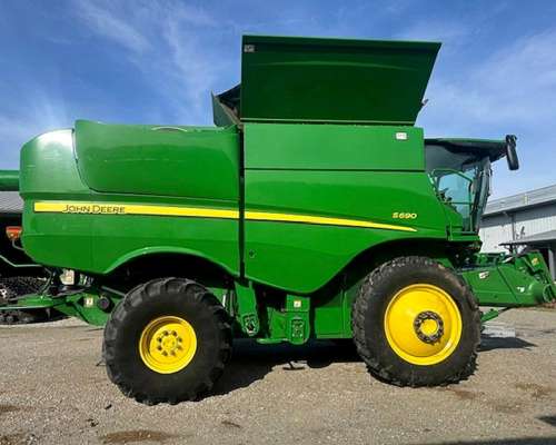 John Deere S690 Americana