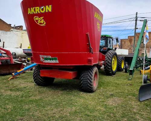 Mixer Akron Vertical. Modelo MXR 14