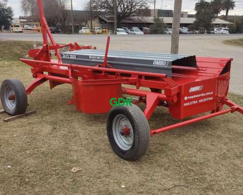 Desmalezadora Hileradora de Arrastre DHO 3000. Ombu