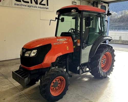 Tractor Agrícola Kubota M8540