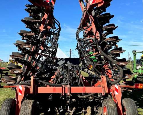 Tanzi AIR Drill con Tolva Flexicoil 58 Lineas a 19