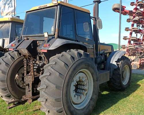 Tractor Valtra BH 180 - Disponible, Cnel Suarez