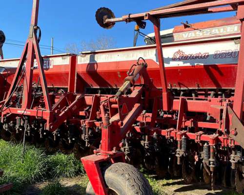 Sembradora Crucianelli de Granos Finos Pionera 35 a 20