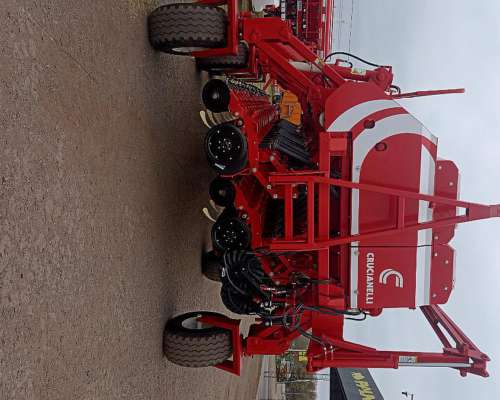 4717 Pionera Disponible, Lista para Salir a Sembrar