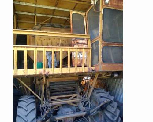 Cosechadora Danielle con Motor Perkins