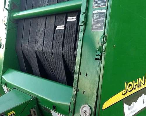 Rotoenfardadora John Deere 567