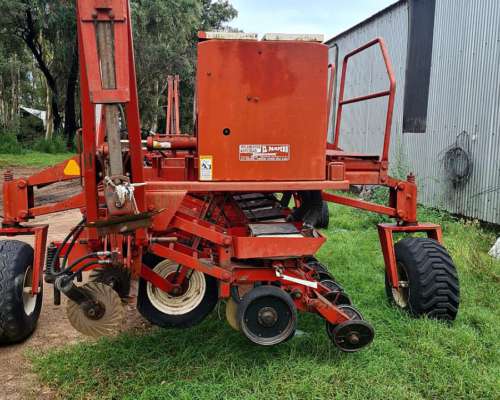 Crucianelli Gringa 4 de 14 Surcos a 52 cm