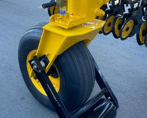 Rolo Pisa Rastrojos / Palos