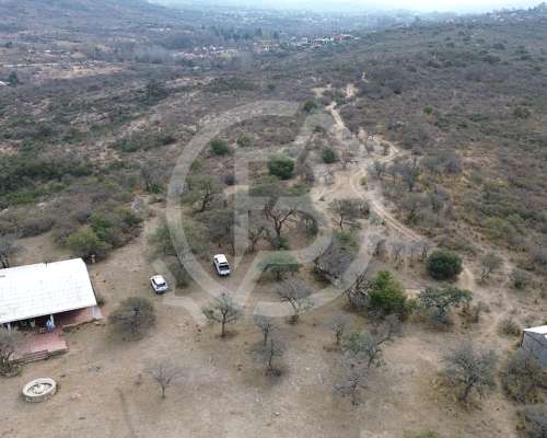 Campo en Venta- 83 Ha con Casa y Arroyo- Tanti/cabalango