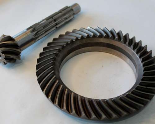 Piñon y Corona Relacion 9/43 Tractor Fiat 55-86/55-76/70-86